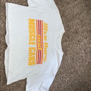 Cropped tee
